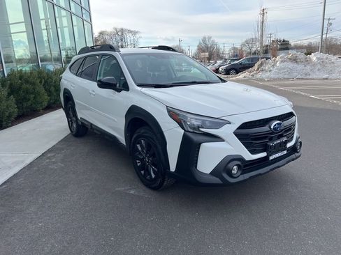 Used 2023 Subaru Outback Onyx Edition image 6