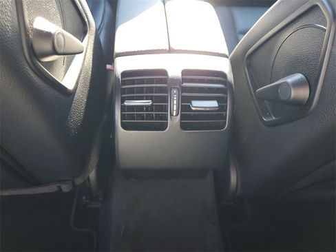 Used 2014 Mercedes-Benz C 250 Sedan image 20