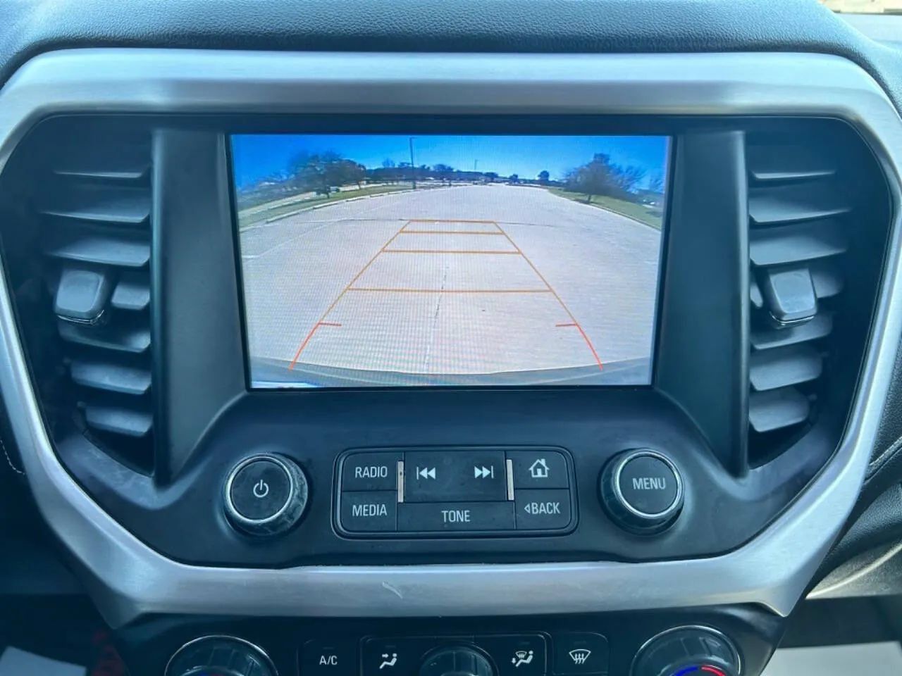 Used 2019 GMC Acadia SLT FWD image 23