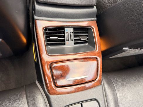 Used 2012 BMW 328i Convertible image 18