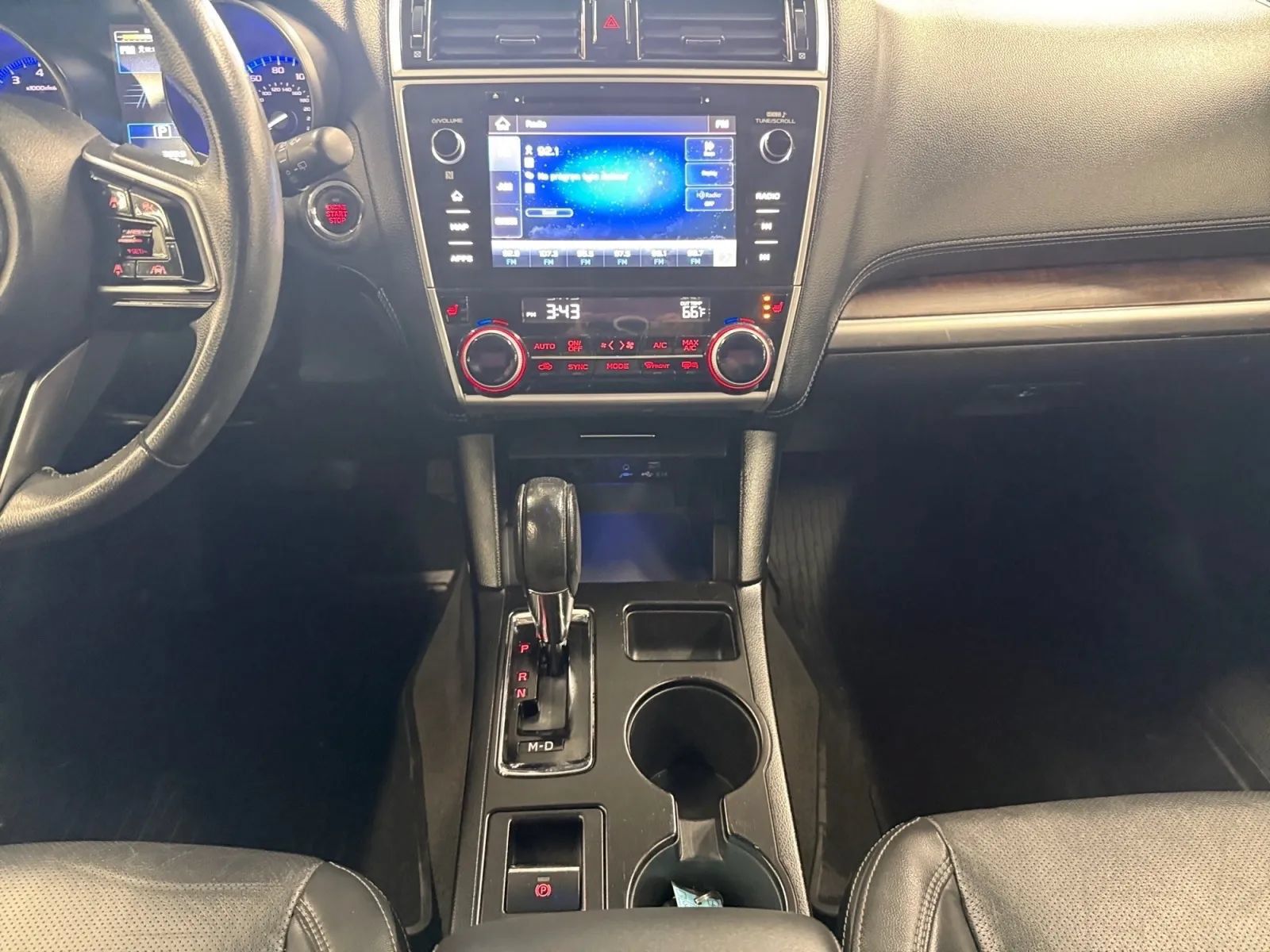 Used 2019 Subaru Outback 3.6R Limited AWD/4WD image 19
