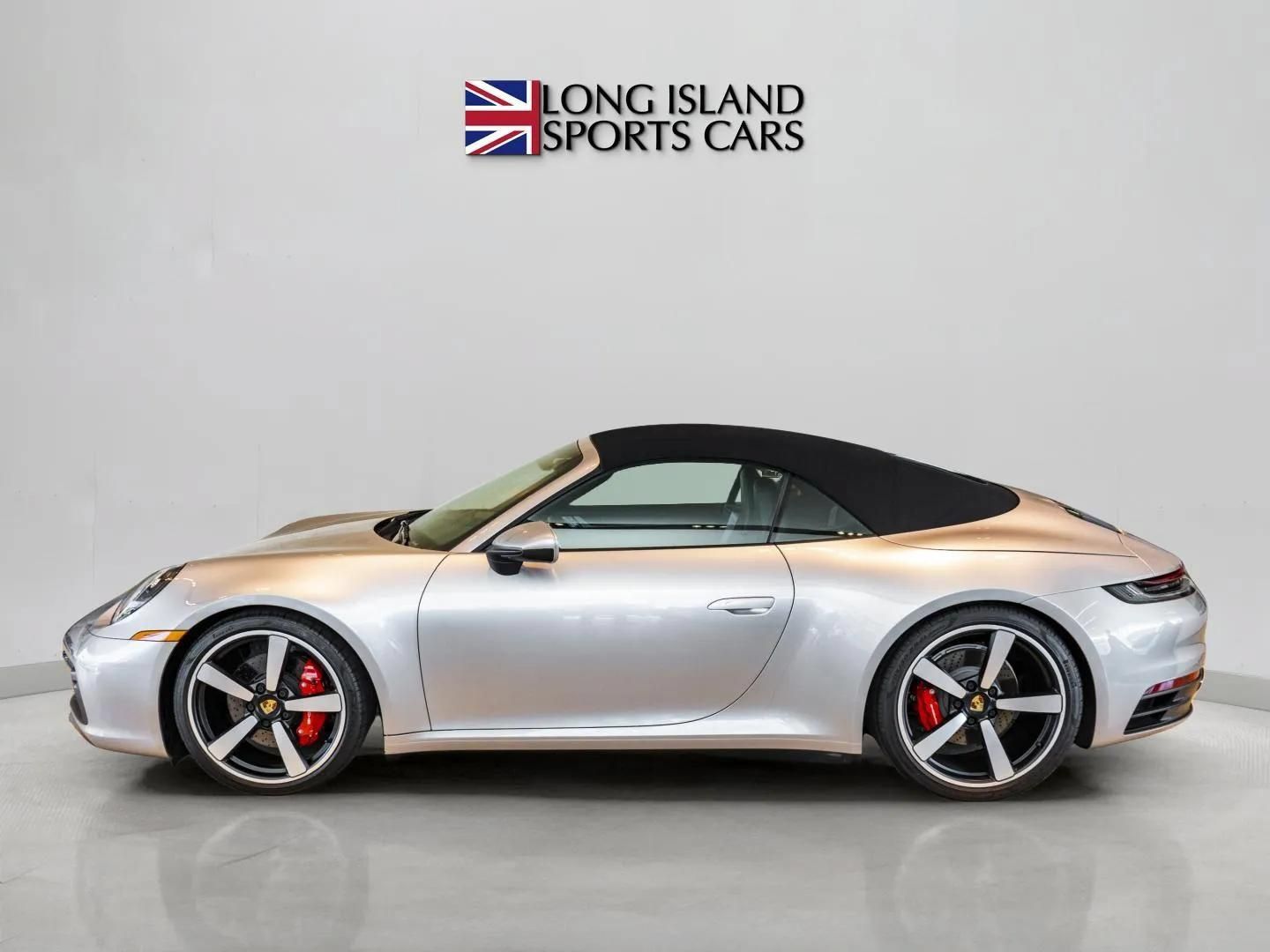 Used 2020 Porsche 911 Cabriolet image 15