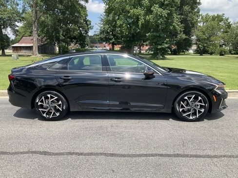 New 2025 Kia K5 EX image 12