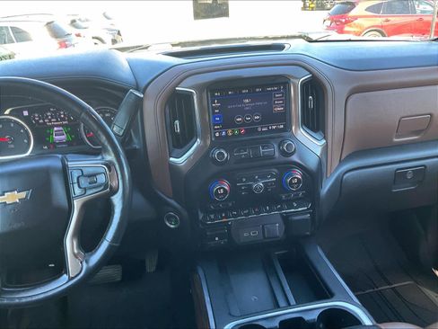 Used 2020 Chevrolet Silverado 2500 High Country w/ Z71 Off-Road Package image 9