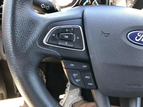 Used 2018 Ford Escape SE w/ SE Sync 3 Package AWD/4WD image 22