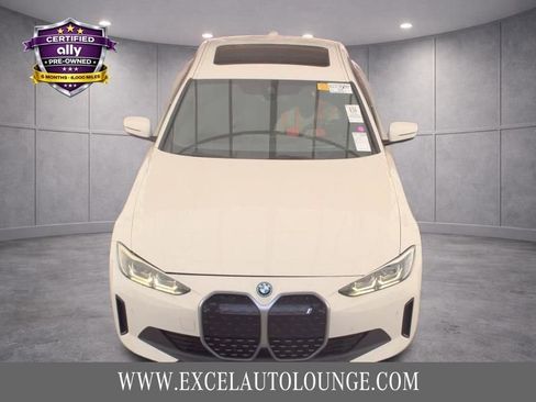 Used 2022 BMW i4 eDrive40 w/ Premium Package RWD image 11