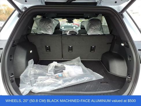 New 2026 Chevrolet Equinox RS w/ LPO, Floor Liner Package image 4