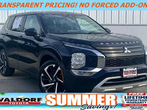 Used 2022 Mitsubishi Outlander SE AWD/4WD image 1