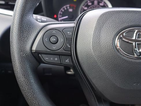 Used 2021 Toyota Corolla LE w/ LE Convenience Package FWD image 7