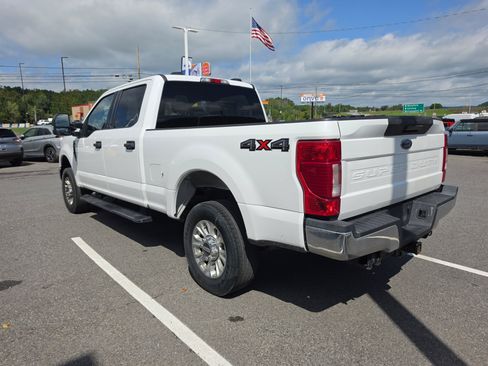 Used 2022 Ford F250 XLT AWD/4WD image 6