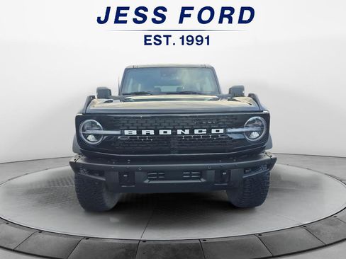 Used 2022 Ford Bronco Wildtrak image 8