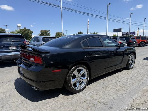Used 2013 Dodge Charger SXT Plus RWD image 4