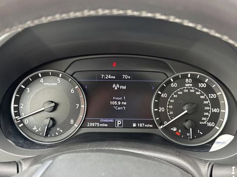 Used 2023 INFINITI QX55 Luxe w/ Cargo Package image 18