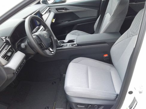 New 2026 Toyota Camry LE image 5