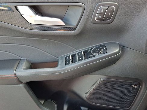 Used 2023 Ford Escape ST-Line Elite w/ Premium Technology Package AWD/4WD image 15