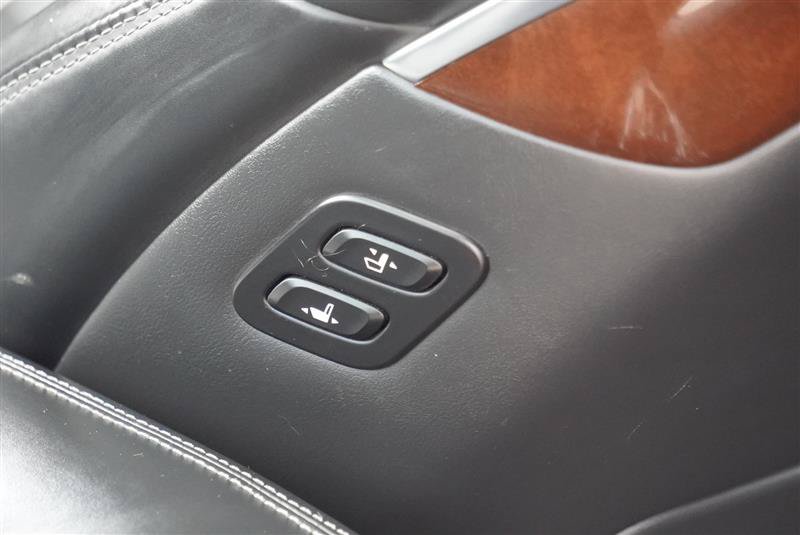 Used 2019 Genesis G90 5.0 Ultimate RWD image 92