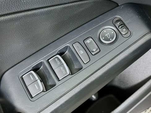 Used 2024 Honda Civic EX-L image 15