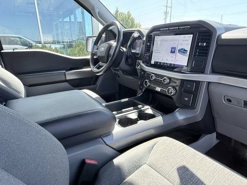 Used 2022 Ford F150 XLT w/ Equipment Group 302A High AWD/4WD image 9