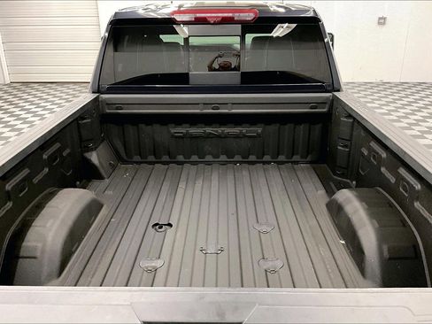 Used 2024 GMC Sierra 3500 Denali Ultimate AWD/4WD image 35
