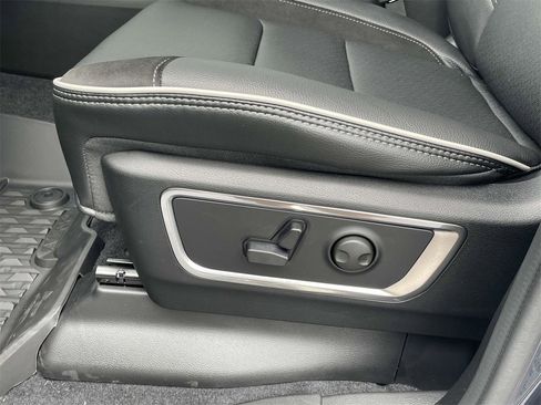 New 2026 RAM 1500 Laramie w/ Night Edition image 26