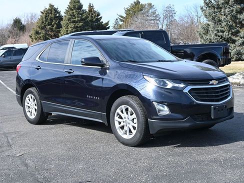 Used 2021 Chevrolet Equinox LT image 3
