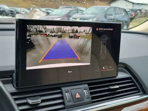 Used 2022 Audi Q5 2.0T Premium image 19