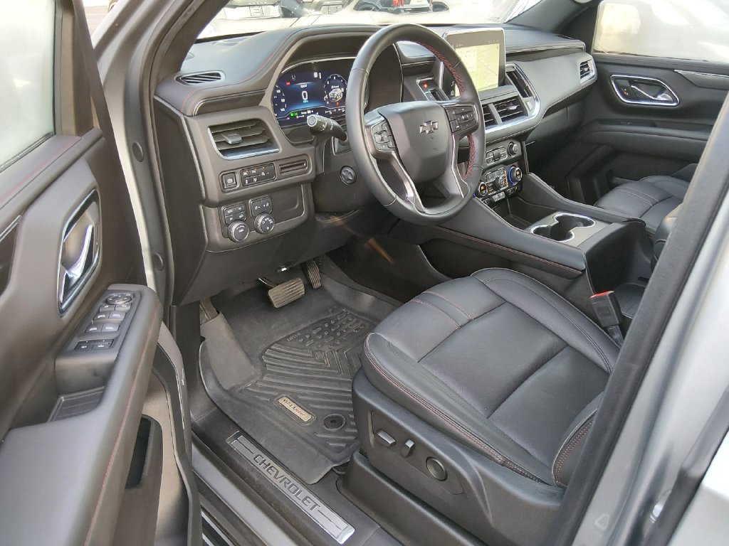 Used 2024 Chevrolet Tahoe RST w/ Luxury Package AWD/4WD image 10