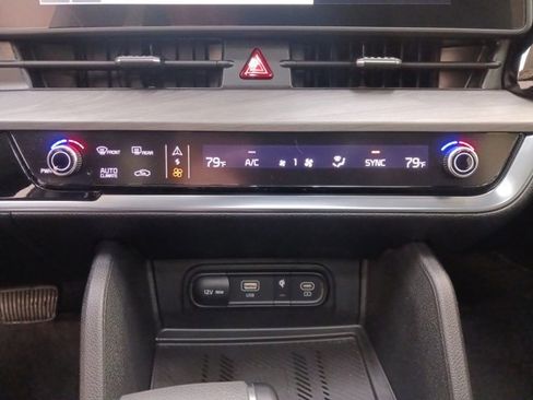 Certified 2023 Kia Sportage X-Line w/ X-Line Premium Package image 24