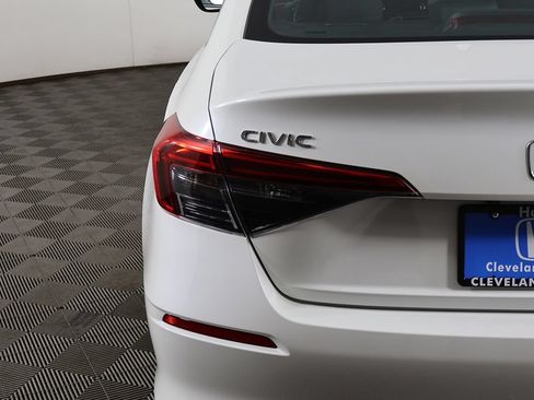 Used 2023 Honda Civic Sport image 12