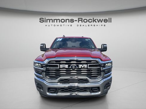 Used 2026 RAM 2500 Big Horn AWD/4WD image 8