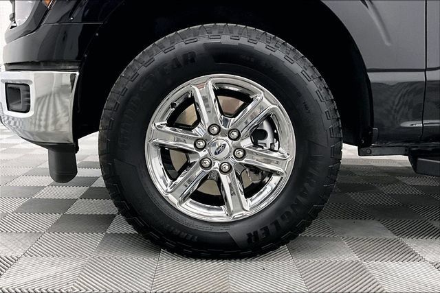 Used 2025 Ford F150 XLT w/ Equipment Group 301A Standard AWD/4WD image 9