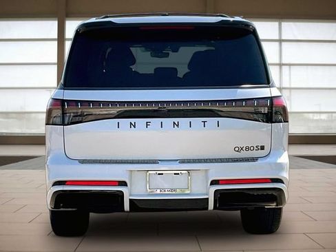 Used 2026 INFINITI QX80 4WD w/ Sport Exterior Package image 4