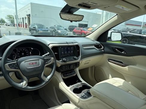 Used 2023 GMC Acadia Denali w/ Denali Technology Package AWD/4WD image 13