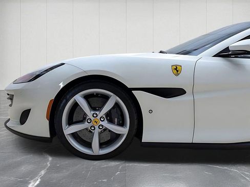 Used 2019 Ferrari Portofino Base image 7