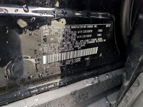 Used 2025 Toyota RAV4 XLE Premium image 43