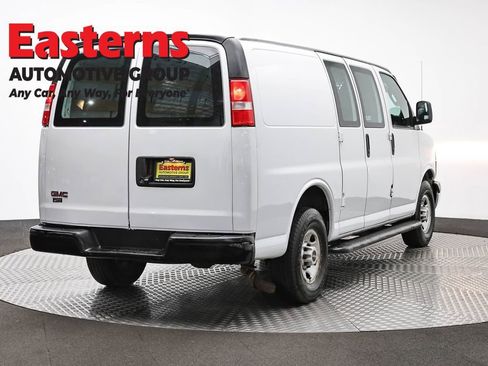 Used 2020 GMC Savana 2500 w/ Driver Convenience Package RWD image 5