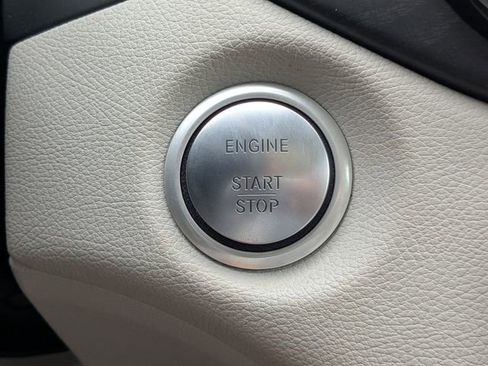 Used 2018 Mercedes-Benz GLA 250 image 29