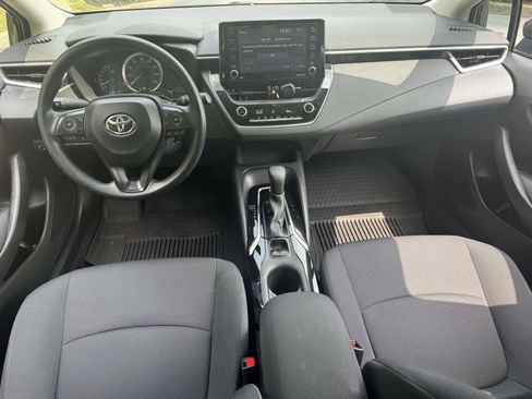 Used 2022 Toyota Corolla LE FWD image 14