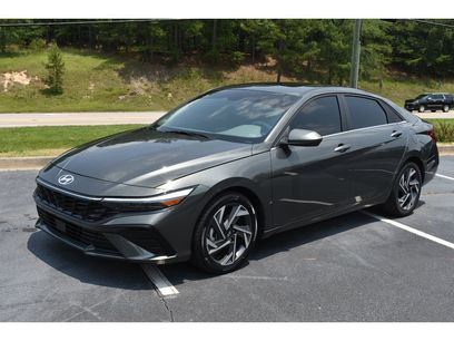 Certified 2024 Hyundai Elantra SEL w/ Convenience Package