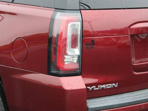 Used 2018 GMC Yukon SLT w/ Open Road Package AWD/4WD image 27