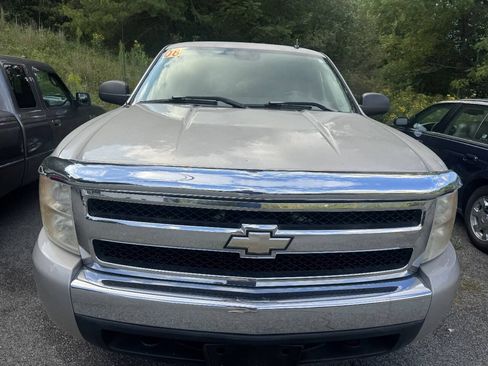 Used 2008 Chevrolet Silverado 1500 LT w/ Power Pack Plus AWD/4WD image 2