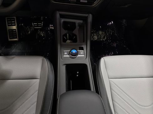 New 2026 Volkswagen Tiguan SE R-Line AWD/4WD image 34