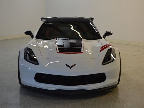 Used 2019 Chevrolet Corvette Grand Sport w/ Carbon Flash Badge Package image 8