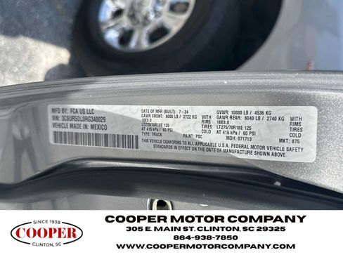 Used 2024 RAM 2500 Big Horn AWD/4WD image 28