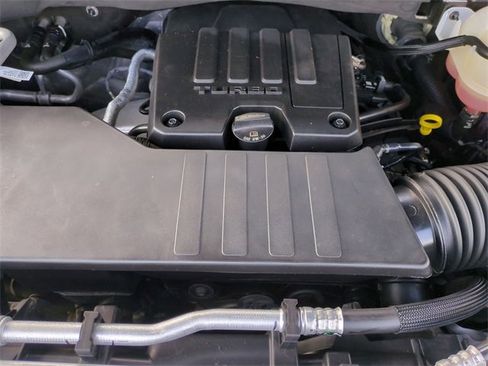 Certified 2024 Chevrolet Silverado 1500 LT image 29