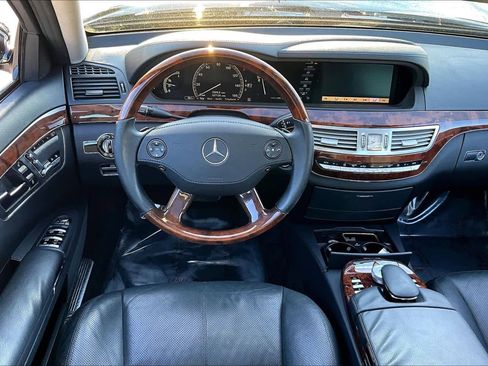 Used 2009 Mercedes-Benz S 550 image 6