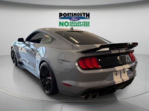 Used 2022 Ford Mustang Shelby GT500 w/ Technology Package RWD image 29