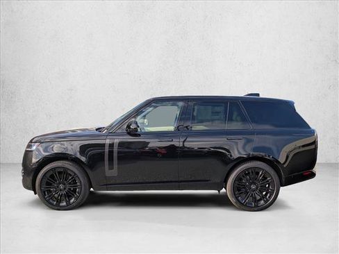 New 2025 Land Rover Range Rover SE image 5