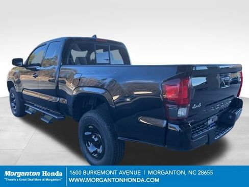 Used 2023 Toyota Tacoma SR image 7