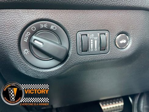 Used 2023 Dodge Challenger SRT Hellcat image 22